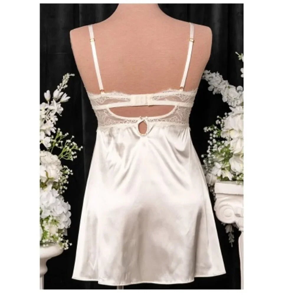 Mentionables- Satin & Eyelash Lace Slip - Pearl NWT - Picture 2 of 2